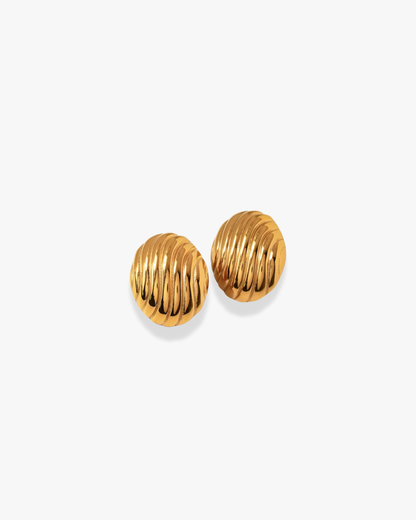 Claudia Stud Earrings in Gold