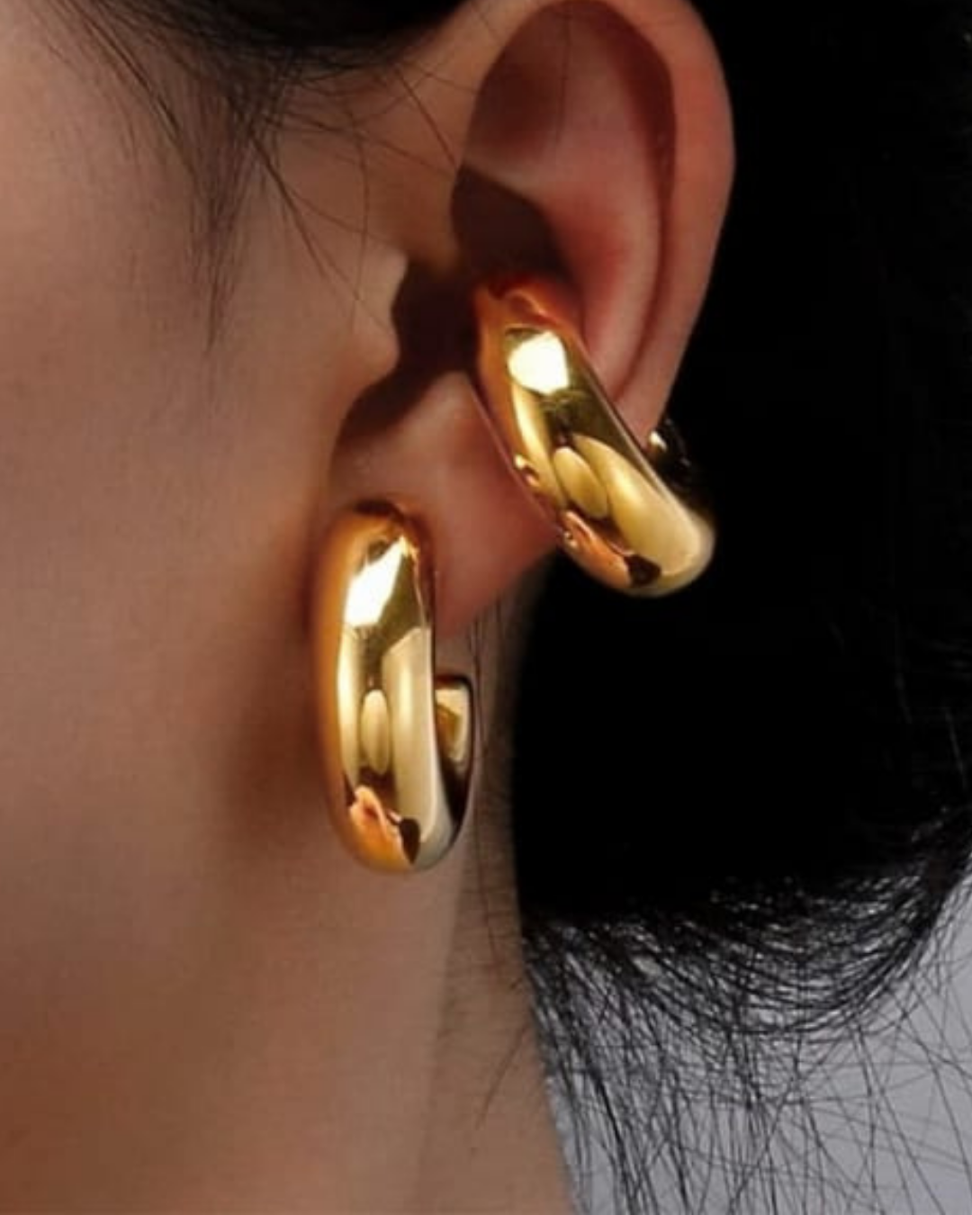 Athena Chunky Earcuff in Gold