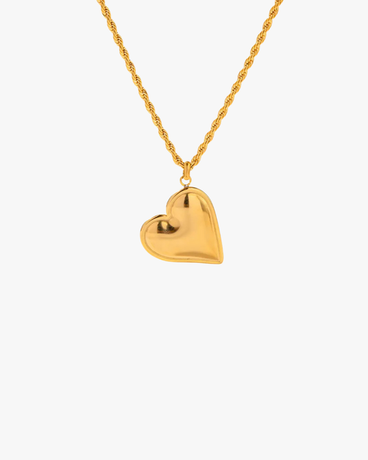 Mi Corazón Necklace in Gold