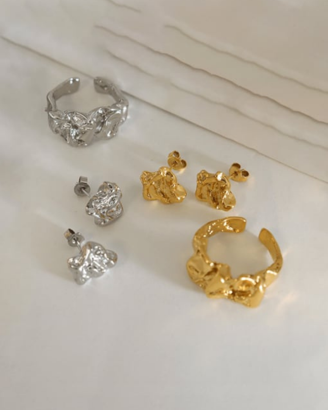 Doha Stud Earrings in Gold