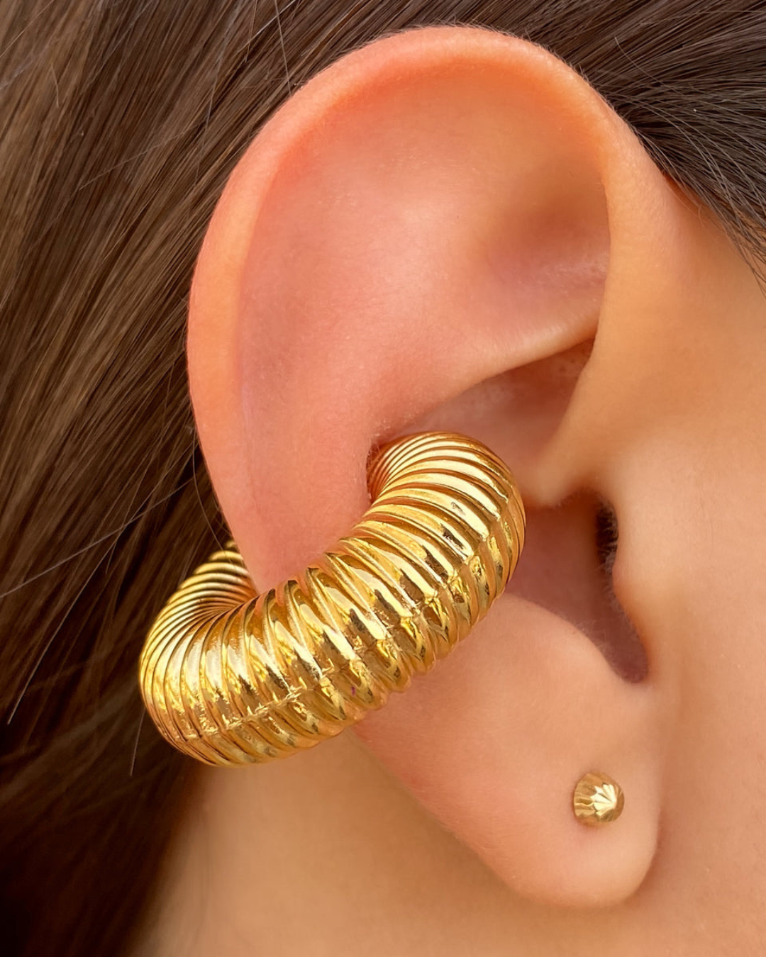 Amara Ribbed Earcuff