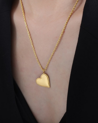 Cuore Necklace